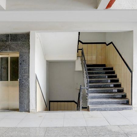 Super Townhouse Ambaji Formerly Hotel Kardhar Inn Luaran gambar
