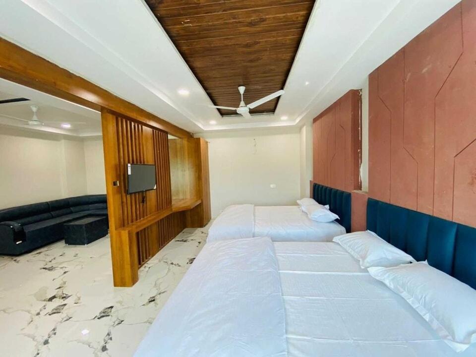 Super Townhouse Ambaji Formerly Hotel Kardhar Inn Luaran gambar